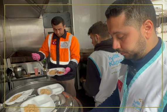 deprem_bölgesine_yemek_ikramı-02.webp (46 KB)