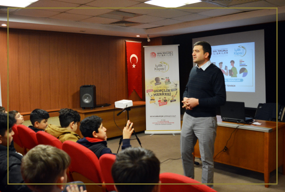 genclik_merkezi_4.jpg (175 KB)