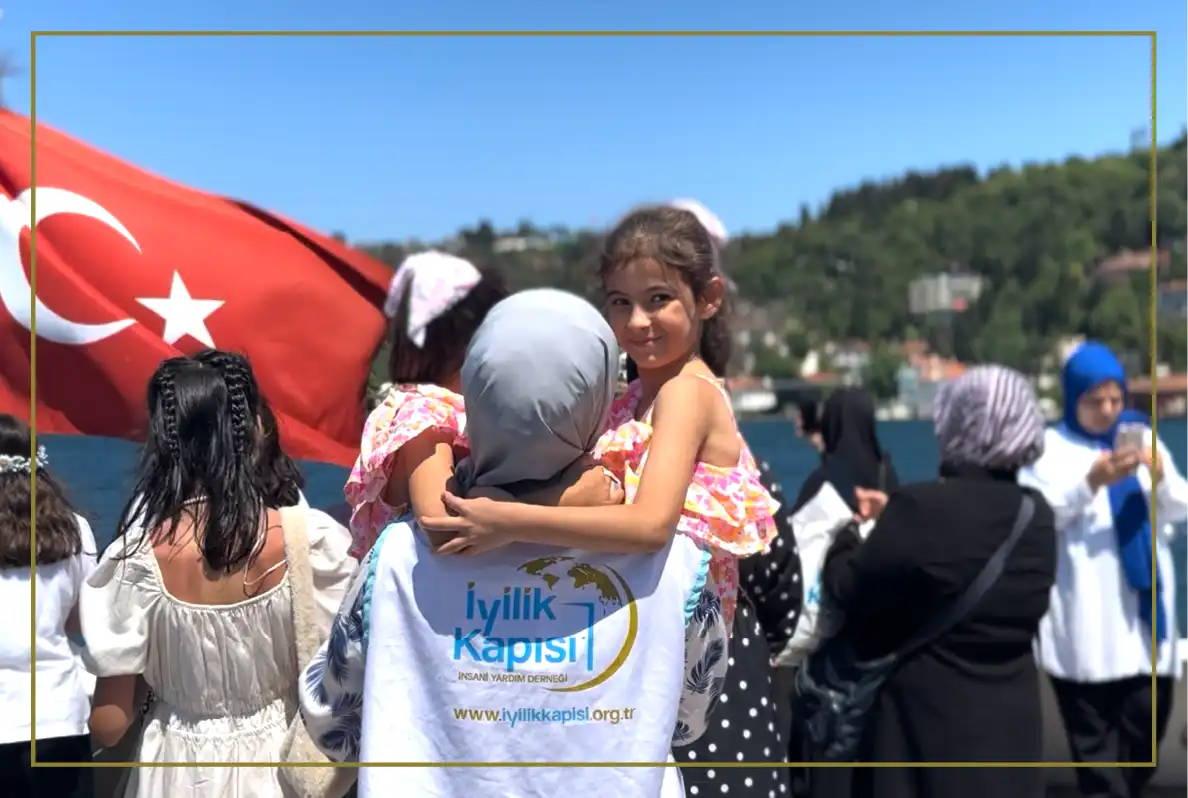 Yetimlerimizle Vapur Gezimiz-23.webp (60 KB)