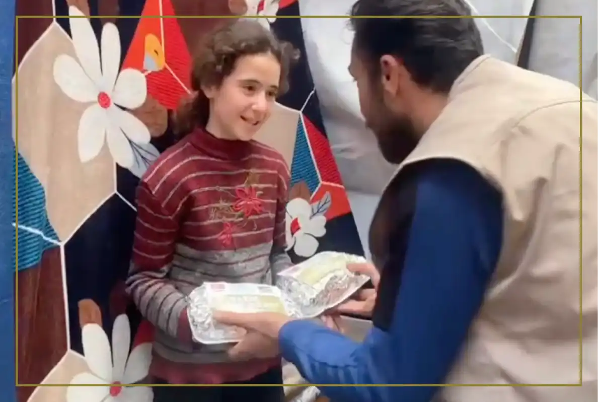 Gazze Yemek İkramı-15.webp (59 KB)