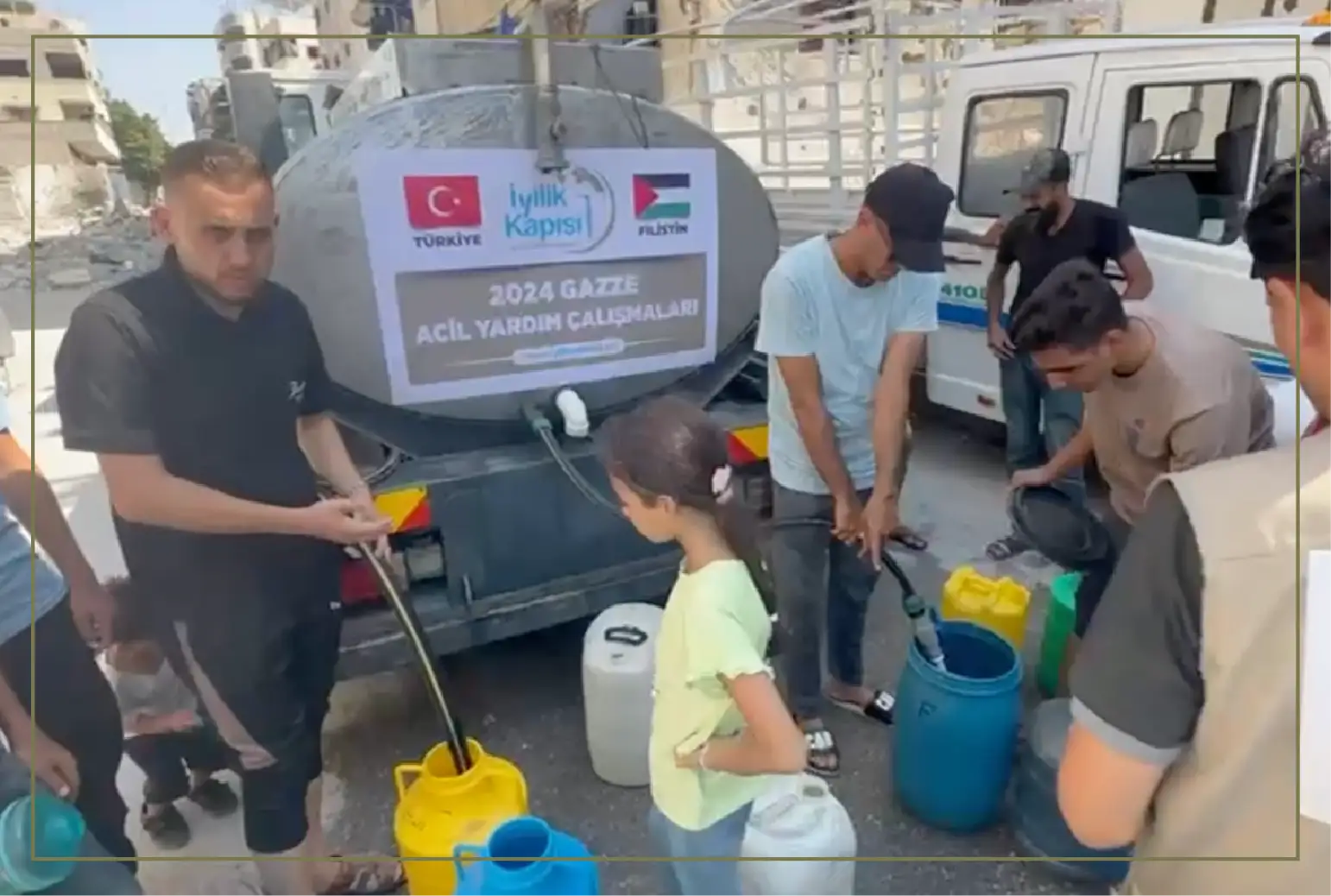 2024_ağustos_gazze_su_dağıtımı3.webp (73 KB)